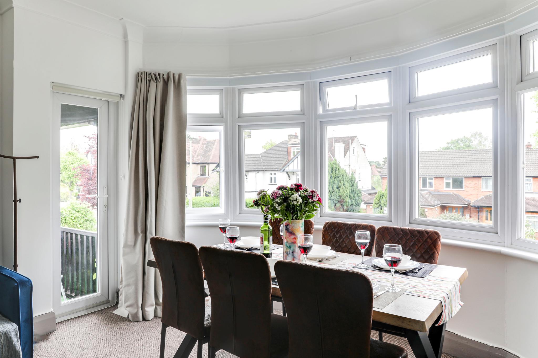 Mill Hill Duplex | 3BR · Balcony · London 28 Mins2