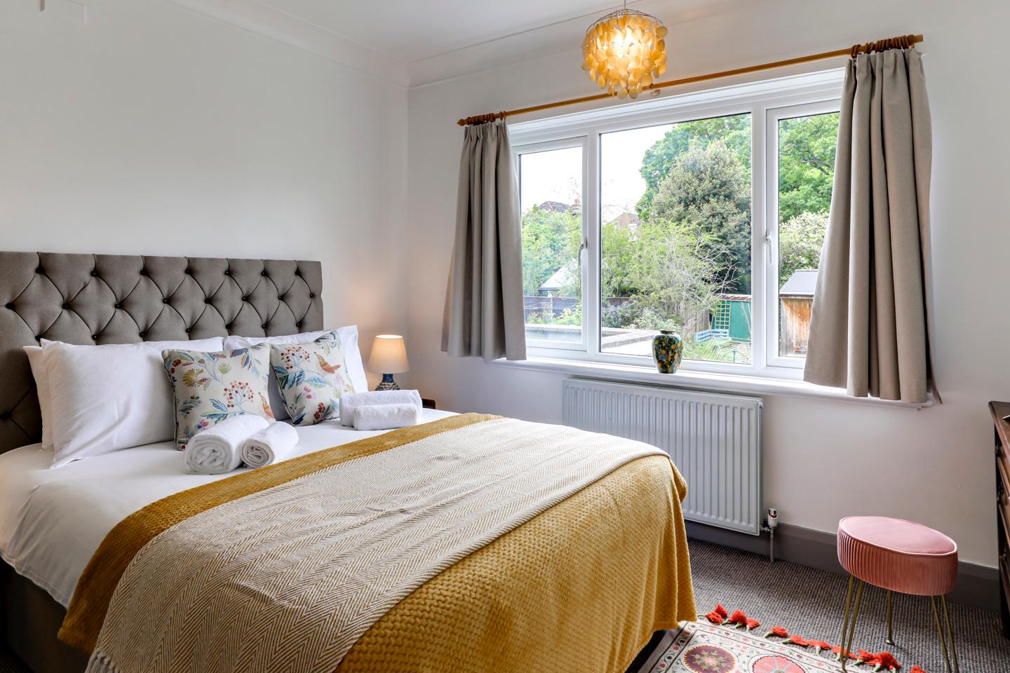 Mill Hill Duplex | 3BR · Balcony · London 28 Mins5
