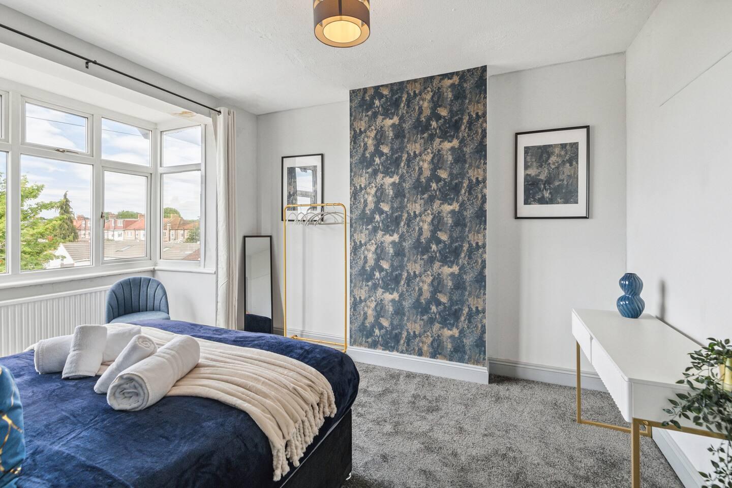 Large 5Bed House London Next CUH Free Parking4