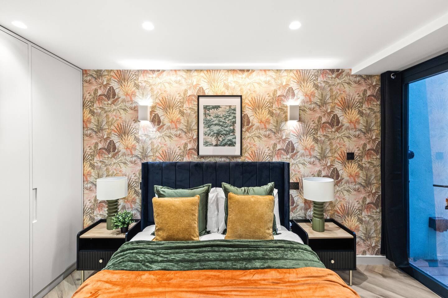 Luxe Duplex Apartment Fulham With Outdoor Patio4