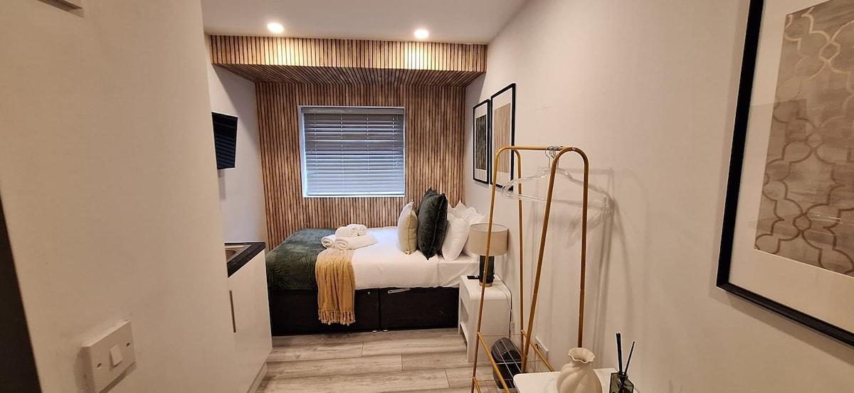 Convenient Studio+Parking Easy Access Centr London1