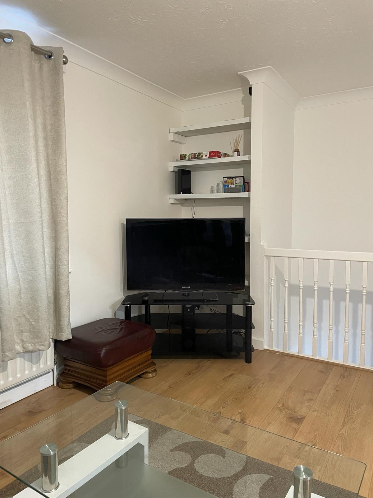 Charming Escape: 2BR Home with Parking5
