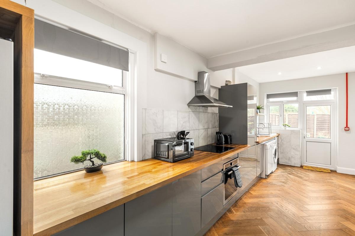 Spacious Gem Fr Parking fast Central London Access2