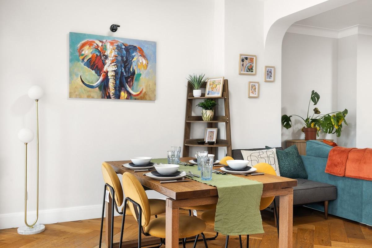 Spacious Gem Fr Parking fast Central London Access4