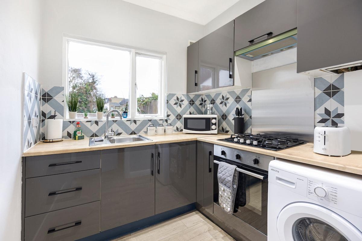 Private House W/Garden very Fast access Ctr London5