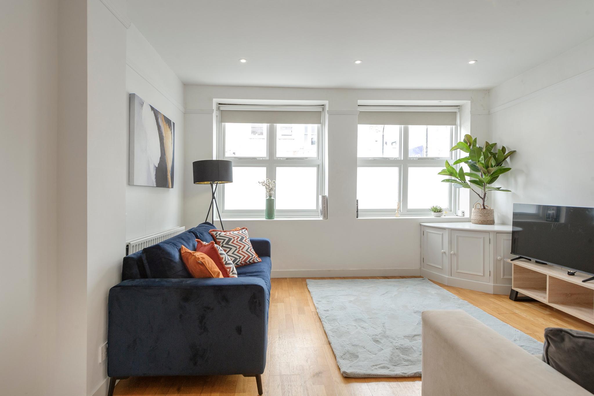 3-Bed Duplex Apt | Shepherds Bush | Central London2