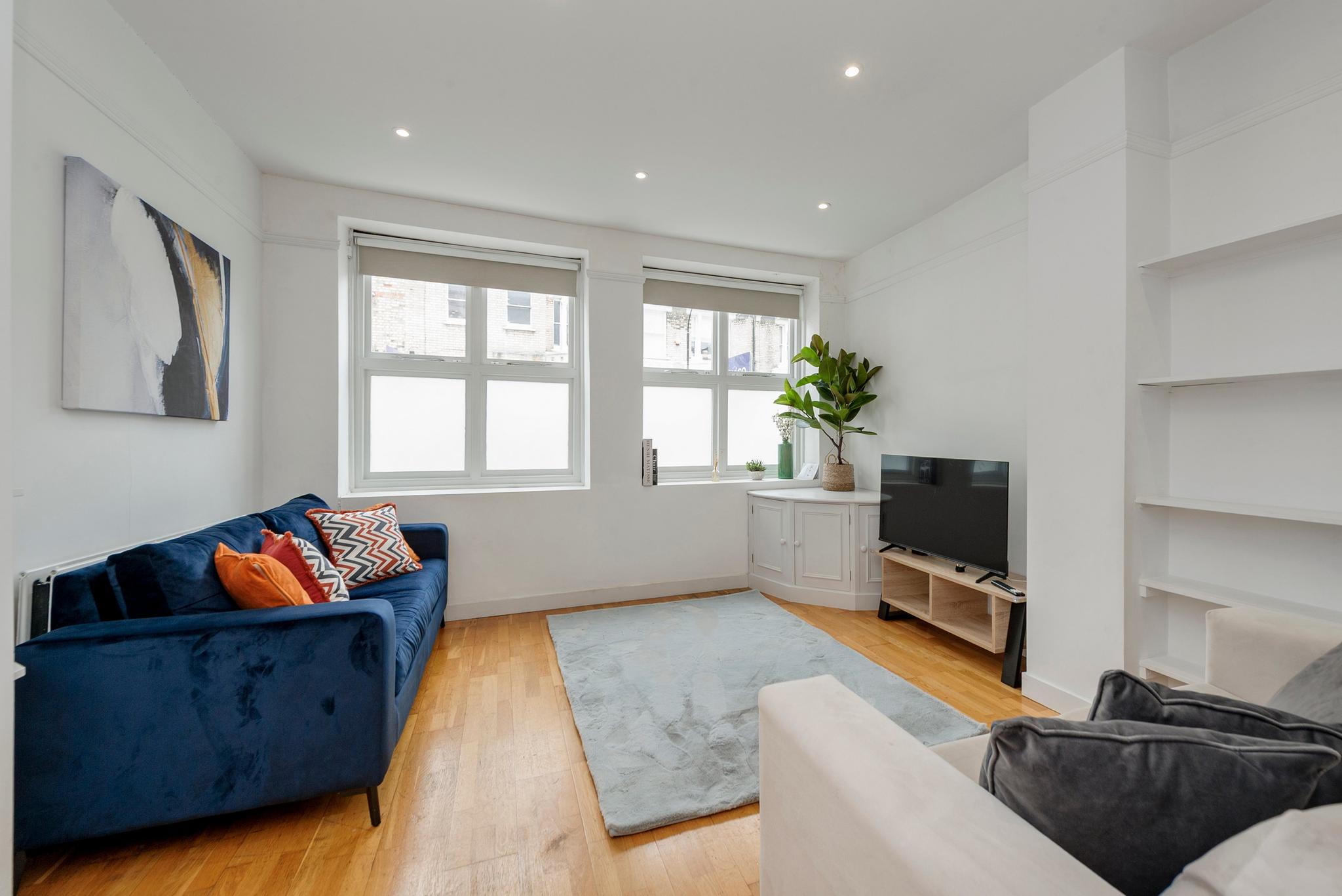 3-Bed Duplex Apt | Shepherds Bush | Central London1