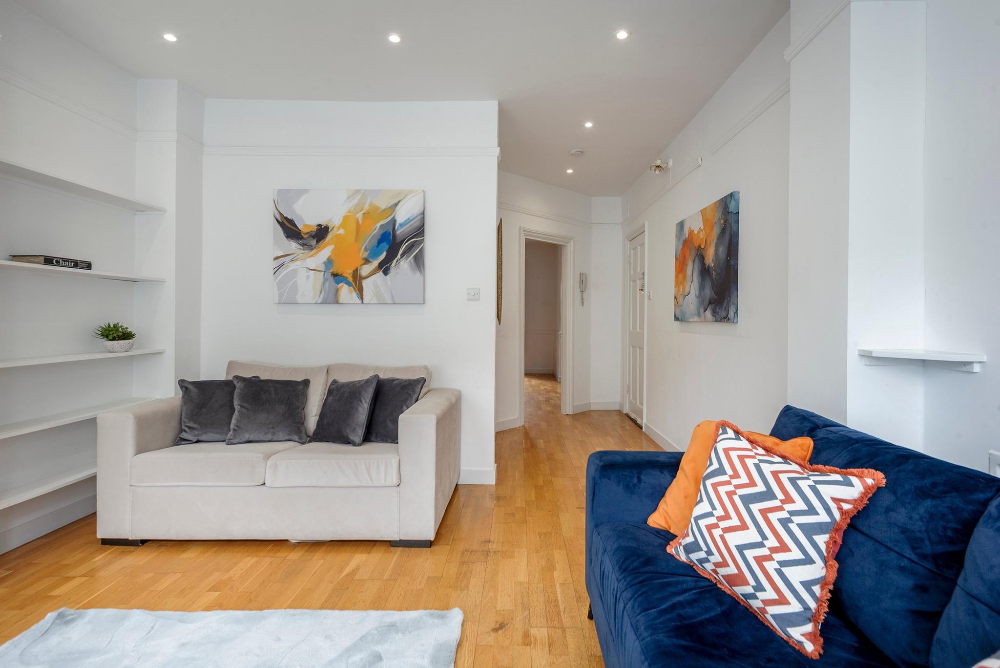 3-Bed Duplex Apt | Shepherds Bush | Central London4