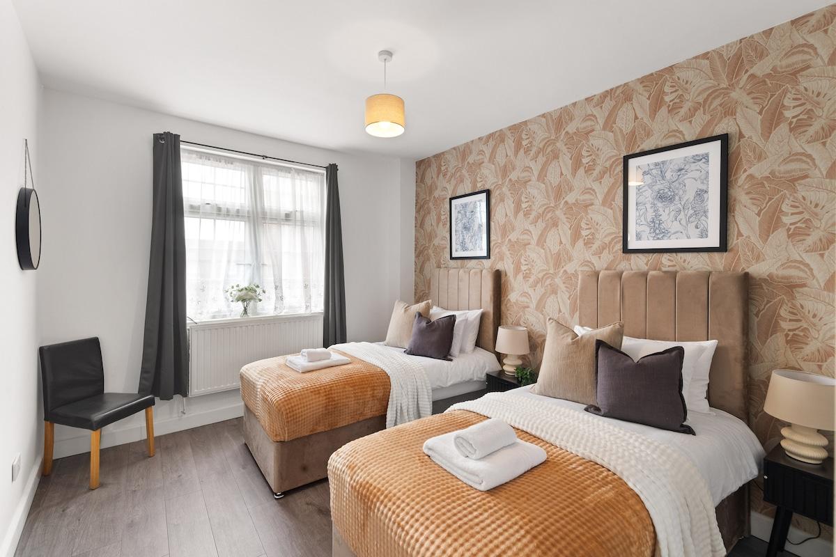 Hackney Gem nextTransport Fast Centr London Access4