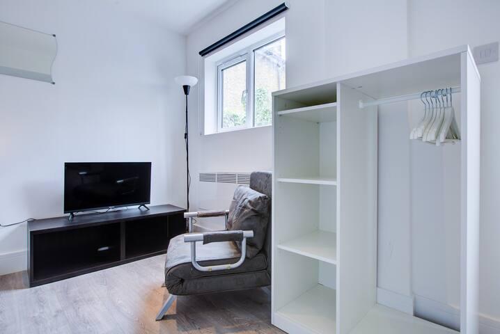 Comfy Studio Suite Lewisham5