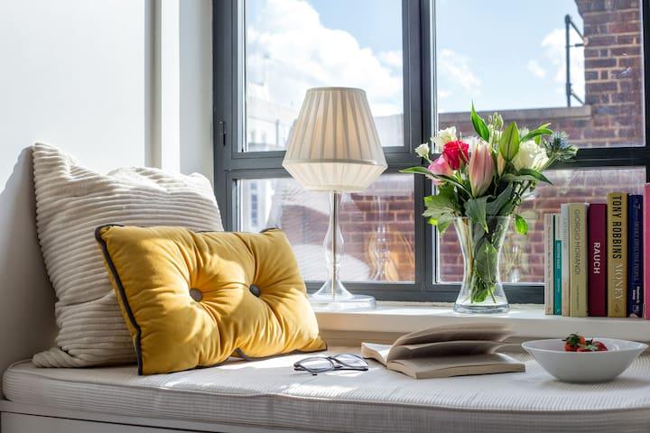 Chic 1BR Central London Retreat1