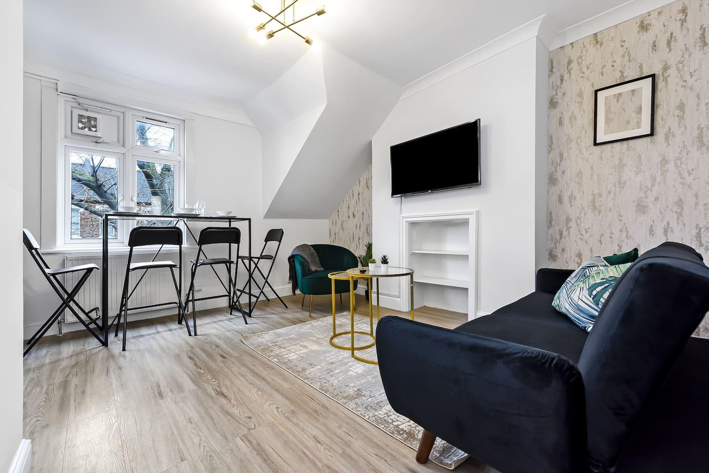 Spacious 2bed in Hampstead Close to Transport2
