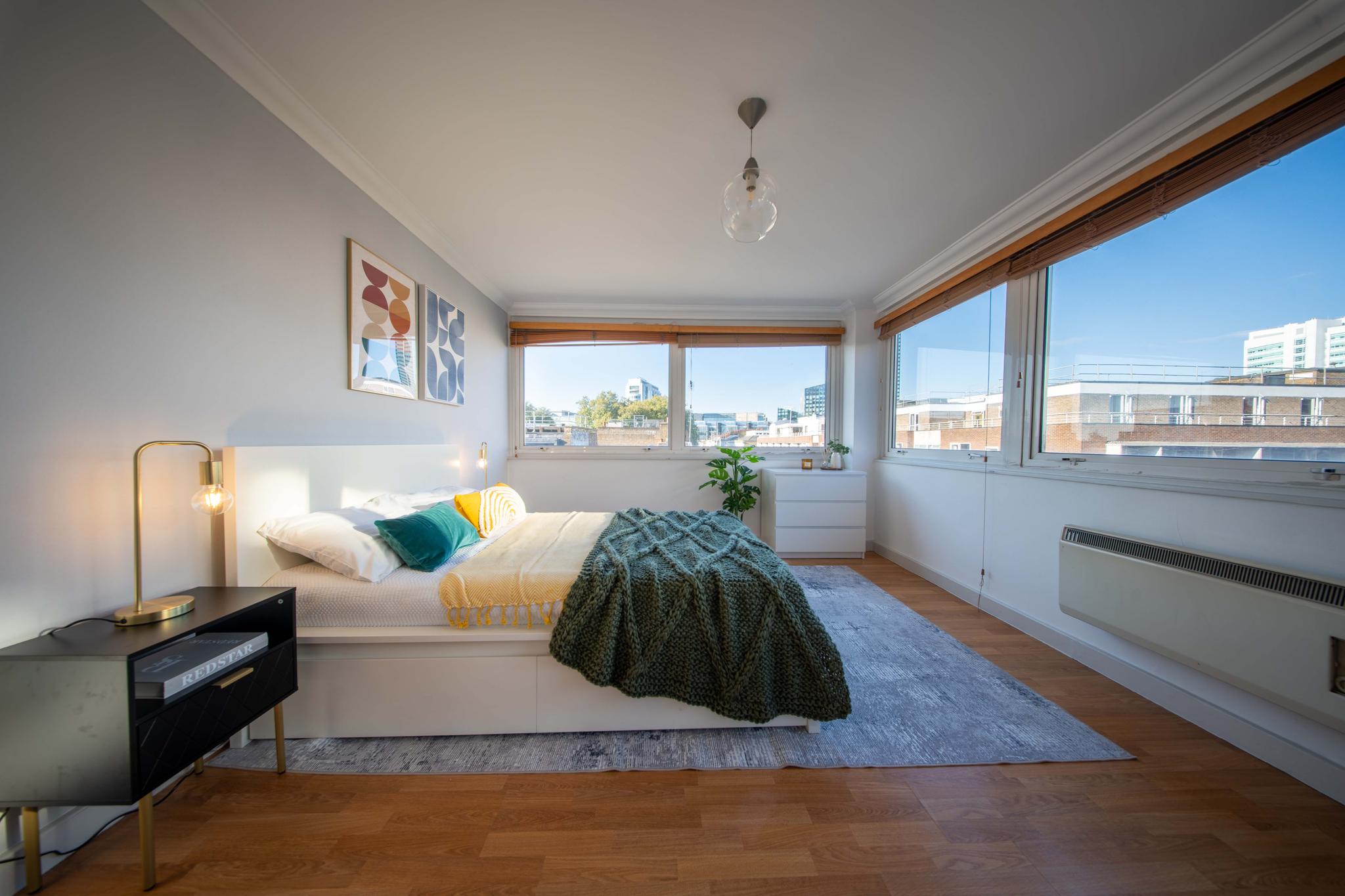 Panoramic Fitzrovia Views6