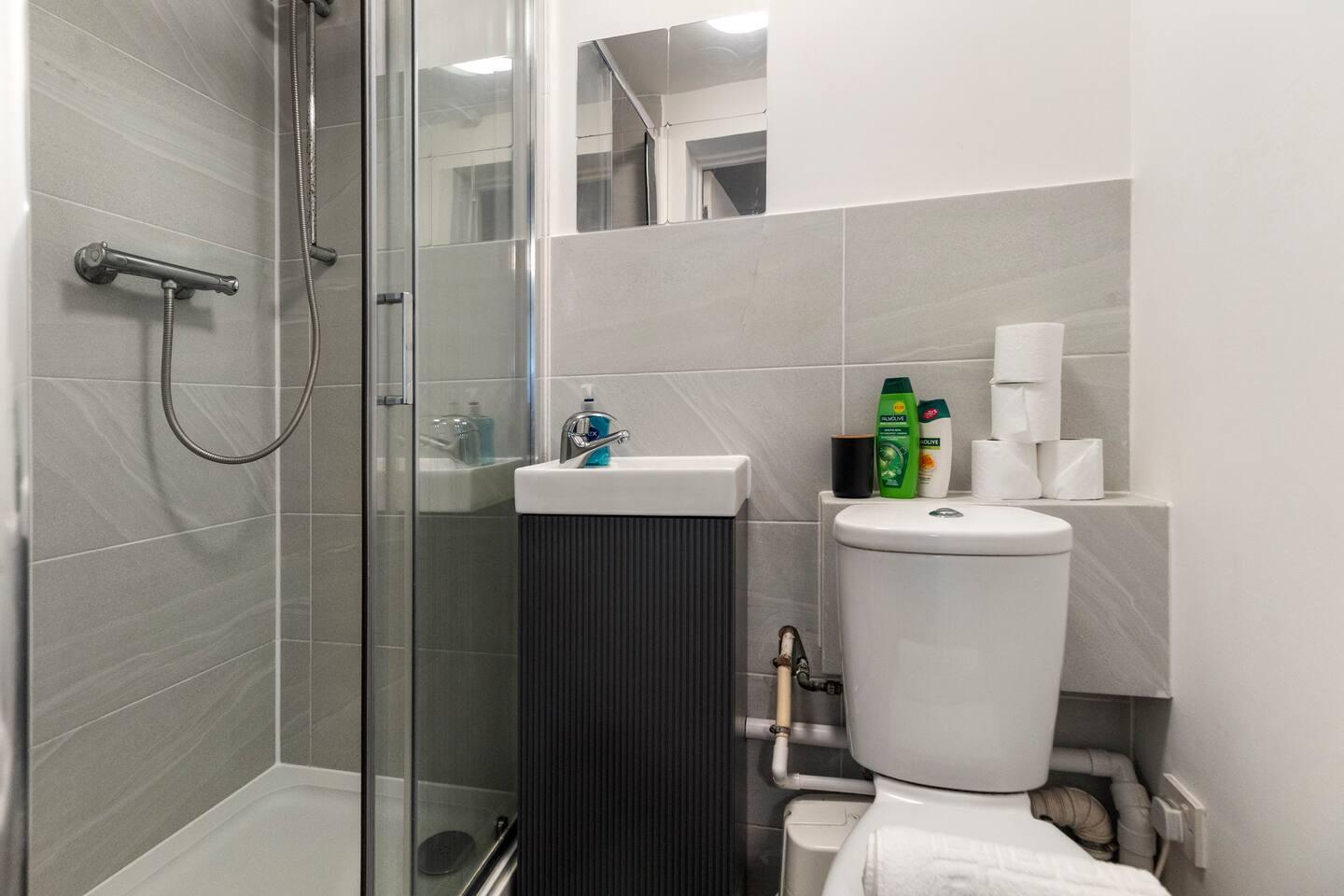 Cosy Gem Next Transport easy access central London5